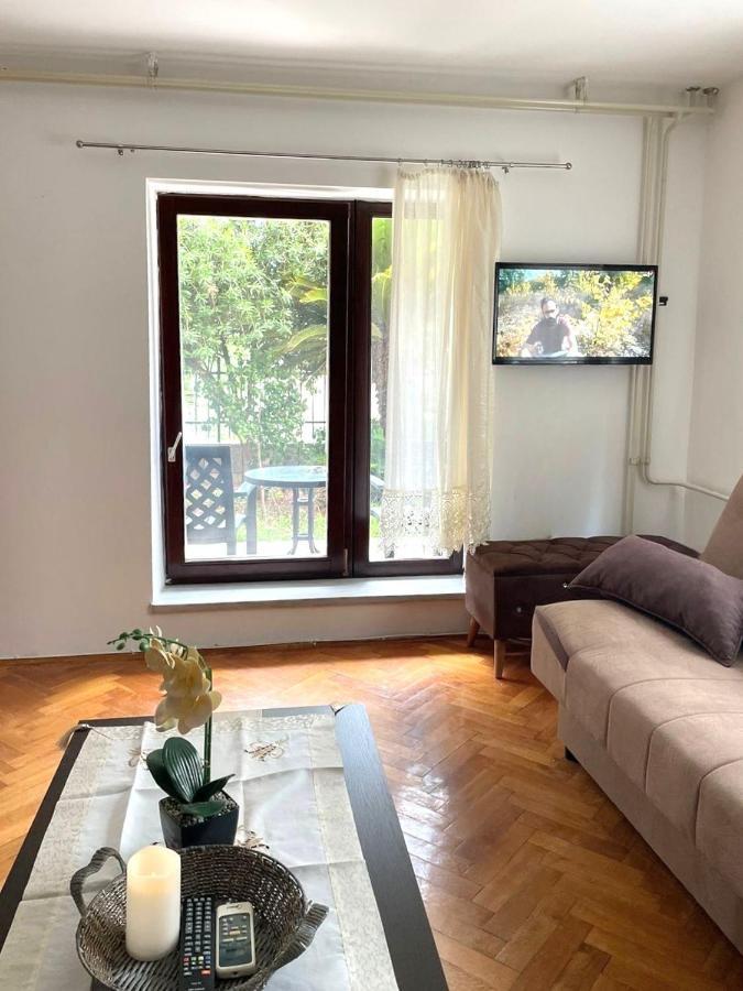 Julija 1 Apartment Igalo Bagian luar foto