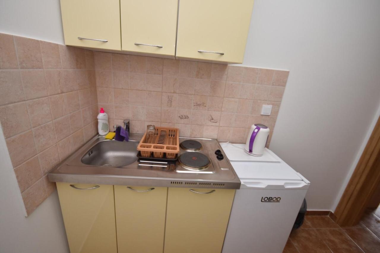 Julija 1 Apartment Igalo Bagian luar foto