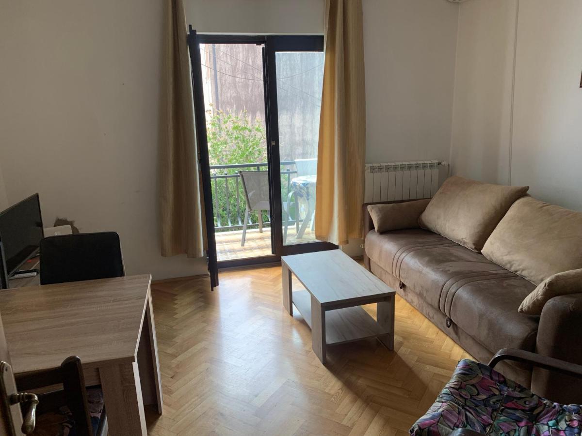 Julija 1 Apartment Igalo Bagian luar foto
